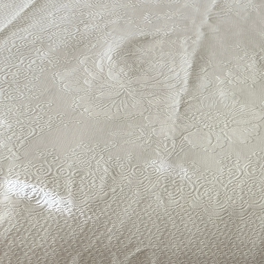 Antique Matelasse Peony Design Bedspread/Coverlet Full